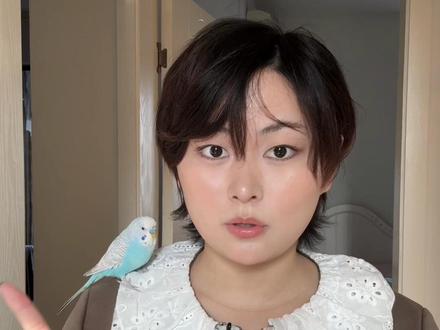 这么会做封面你不要命了(o^^o)(附教程)
想做艺术一点的封面但苦于不会设计软件?!没关系,让Canva可画来帮你!!我的封面就是直接在可画的模板里做的~(o^^o)
炒鸡推荐!!
#Canva可画 #Canva可画2026设计趋势 #Canva可画ai #没想到Canva可画还能这样用