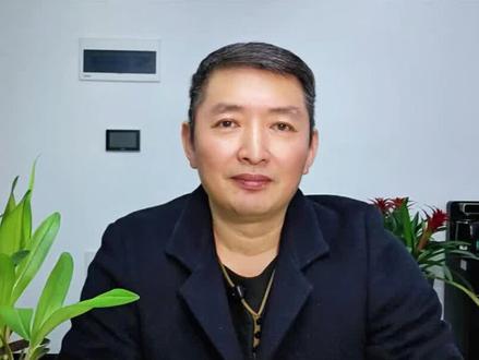 另一半总偷偷和别人私聊,删了聊天记录你就没辙了?今天教你一招来抓证据,就在抖音里!#手机使用技巧 #手机技巧 #教你一招 #隐藏功能 #真实生活分享计划@DOU+小助手