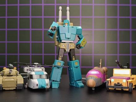 时隔半年集齐战车队,魔方混天豹组合完成! #变形金刚 #组合金刚 #童年回忆 #玩具故事 #塞伯坦推荐