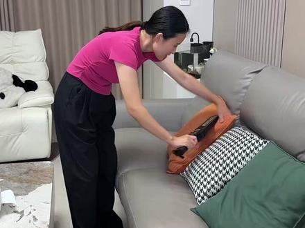 想不到潼潼竟然为了一根棒棒糖这样对爸爸! #小铁的暑假生活