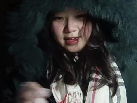 美女恰香辣还是恰麻辣
#霉豆腐 #霉豆腐模仿 #美食 #冬日氛围感 #抽象