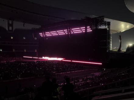 邓紫棋G.E.M I am gloria 2.0世界巡回演唱会12.28号广州场,打鼓+《夜的尽头》,我一直以为我是i人,直到我喊出来“全部站起来”,我才知道,我是E人
#邓紫棋 #邓紫棋演唱会 #邓紫棋巡演日记 #邓紫棋夜的尽头 #邓紫棋广州演唱会