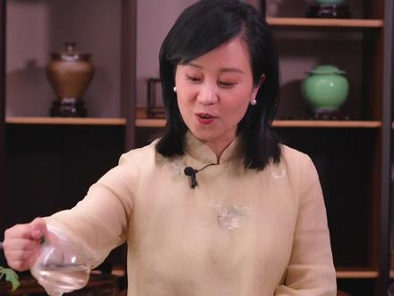 倒茶顺序:顺时针 顺势而为 平和谦卑 #节奏自然舒服 #茶知识 #茶文化 @湿地•藝馨苑