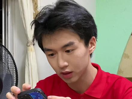 黄衣弟弟怎么不养了?是不喜欢吗?
#改造弟弟 #胖子都是潜力股 #高考后的变化 #以前vs现在 #黄色战袍