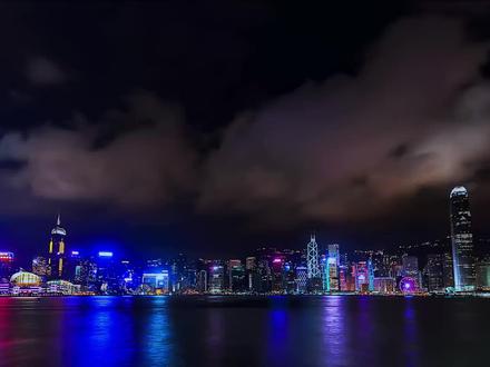 2025年11月12日到16日国内将举办香港blast赛事 原文如下:
BLAST与中国香港电竞总会合作并获得香港旅游发展局支持,正式宣布BLAST竞争赛S2将于2025年11月12日至16日在香港亚洲国际博览馆举行。
此次公告标志着香港迄今为止规模最大的电竞赛事的官宣,同时也是历史性的一刻——本次赛事成为首个获得香港特别行政区政府大型体育活动事务委员会授予的『M』品牌认可的电竞赛事。『M』品牌专授予那些显著提升香港作为世界级体育及娱乐目的地国际形象的重要体育赛事。
作为重组后的BLAST Premier 2025全球赛事体系的一部分,这场《反恐精英》锦标赛将迎来全球最顶尖的八支战队——包括来自Valve地区排名中的四支顶级队伍及来自欧洲、北美、南美和亚洲的四支代表队,确保全球代表性。
赛事总奖金及参赛费用高达100万美元,比赛将以30多种语言在100多个国家和地区进行转播,预计将吸引全球数百万观众的关注。这一赛事的举办,进一步巩固了香港在全球竞技游戏产业中的重要地位。#cs #cs2 #blast #电竞