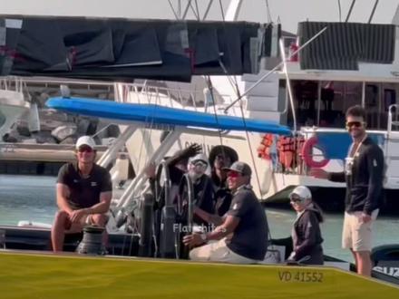 47岁苏提达刻苦训练,根本没有一点王后架子