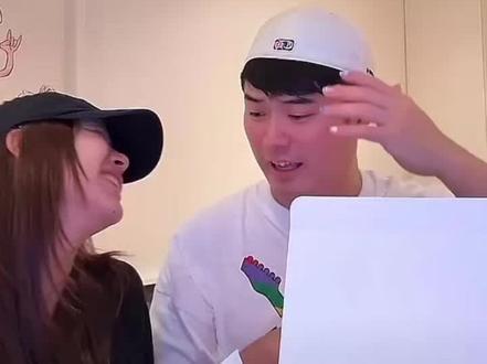 陈赫张子萱直播拆labubu