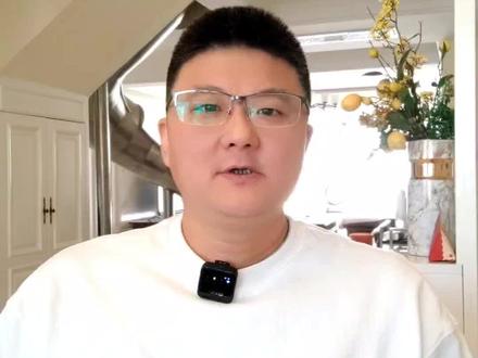 重磅数据出炉!M2-M1剪刀差创新高,消费信心低迷,该怎么办呢?
#金融 #财经 #投资