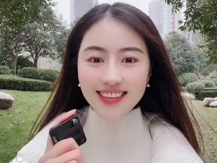 二十几岁的时候,我也有过很多物质的欲望,但想要什么,从来都是自己挣。 #拒绝啃老 #博士毕业