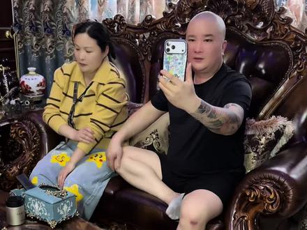 豆包你是会损人的哈哈哈哈哈哈
#搞笑视频 #豆包 #搞笑 #记录真实生活