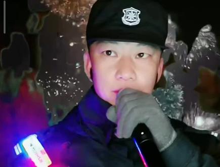 小奇哥813:#保安大叔 #我在岗位上守护您的平安 #保安也疯狂 #平凡的岗位 #懂的人自然能听懂