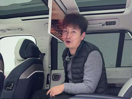 极氪9X滑移屏,是噱头还是巧思? #极氪 #极氪9X #SUV #抖音汽车 #汽车 @抖音汽车