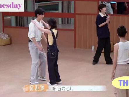 #杨淇源 徐媛屹娜旭 好可爱