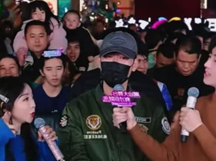 参加下潮汕大舞台,哎呦,好玩!!#潮汕大舞台 #潮汕大舞台你有才你就来 #揭阳#普宁#大舞台名场面