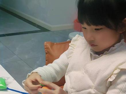 5岁孩子的彩泥甜品。你想点什么呢?评论区告诉我?#亲子时光 #彩泥手工#亲子互动 #日常vlog