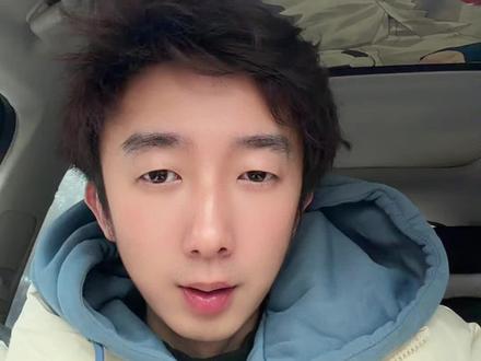 3月交割已解决,延后到了5月 3月交割问题暂时解决,延后到了5月#白银暴跌 #白银暴涨 #黄金暴涨 #黄金暴跌 #热搜