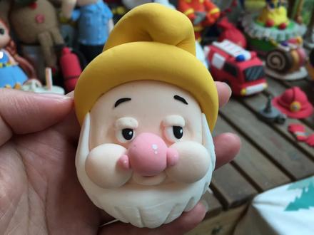 【有趣的粘土】教大家做个白雪公主的小矮人啊#生活日记#