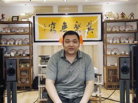 【音乐与唱片】正版CD上的圆形镭射标,为什么一撕就碎? #唱片科普 #实体唱片 #CD收藏 #发烧友 #防伪标签