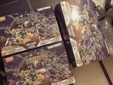 挑战布鲁可星辰版第六弹装甲隐藏后续!
主播历经波折终得装甲擎天圣!
下期带宝子们看混天豹!#布鲁可积木 #布鲁可变形金刚 #大人也要玩玩具 #擎天柱 #威震天