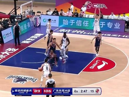 12中7拿到18分7篮板3助攻4抢断虽败犹荣,王岚嵚这进攻武器库太丰富了!#CBA #王岚嵚