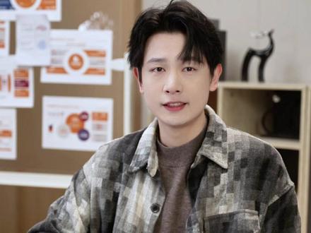 阿里钉钉AI录音神器,干掉会议纪要 钉钉DingTalk A1 AI录音卡#录音转文字 #语音转文字 #钉钉A1 #AI录音卡 #语音转文字