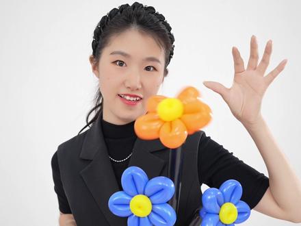 什么?!让人崩溃又头疼的五瓣花它居然又转起来了! #气球花束 #气球教程 #风车气球 #摇摇花