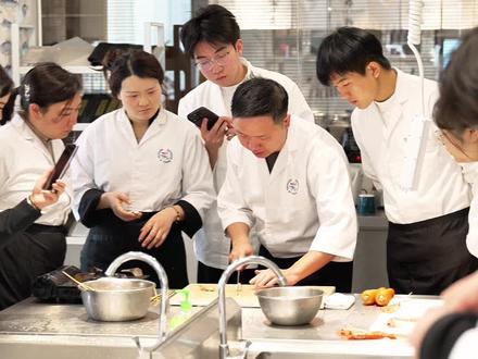 寿司学到最后拼的都是基础。#寿司制作 #寿司🍣 #美食教学 #做寿司 #寿司教程