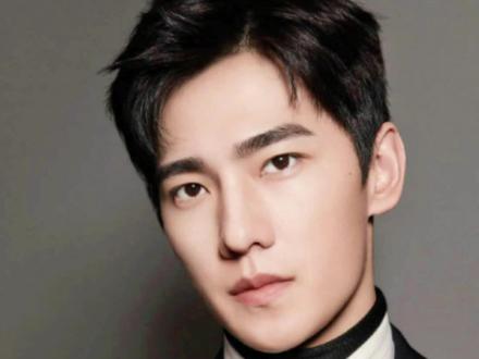 为什么有的人一看眉骨就知道是帅哥,眉骨不仅能够增加面部的立体度还能抗老@DOU+小助手 #变美逆袭 #帅哥 #眉眼 #抗衰干货 #逆龄抗衰