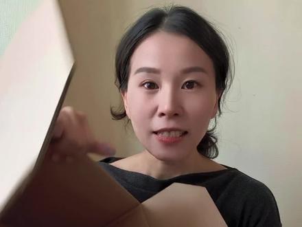 七年美育老师宅家做手工,今天来改造快递盒#手工#在家做手工#花朵装饰画#手工日常#手工diy