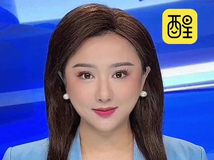 马年贴春联有讲究?这两个时间最合适。 (监制:徐翠婷;出镜:杨韵;编辑:黄燕飞;实习编辑:潘祺;责编:崔锦玥;来源:瞭望东方周刊)#贴春联 #迎春 #迎接新年 #老百姓关心的话题 手写春联更有年味