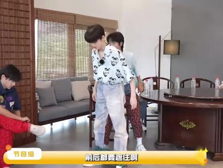 想顺顺大帅的日子里,只能反复看之前的物料了…#张峻豪