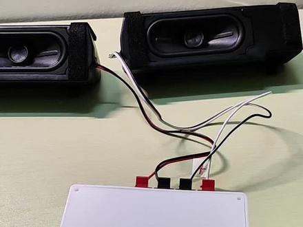 DIY自制蓝牙功放之二 diy自制组装5V蓝牙小功放之二,立体声双声道 功率 5Wx2,左右声道加起来总功率10W……#电子爱好者 #电子技术 #音响 #维修