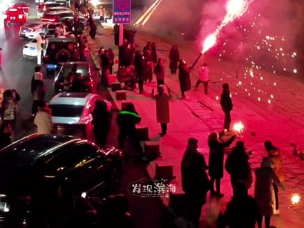 去年陪你跨年的人,今年还在吗?#跨年 #烟花 #潍坊
