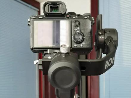 大疆稳定器简体中文菜单设置教程,大疆稳定器默认的菜单是英文,难道默认中文不好吗?看不清中文?#大疆稳定器#中文