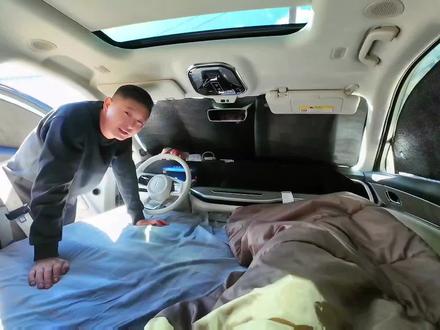 318川藏线泸定露营,抬头就是大渡河大桥,风景不错有水没电,目前不收费。记录我们的户外旅行的日常…#户外露营 #自驾西藏 #魏牌蓝山 #318川藏线