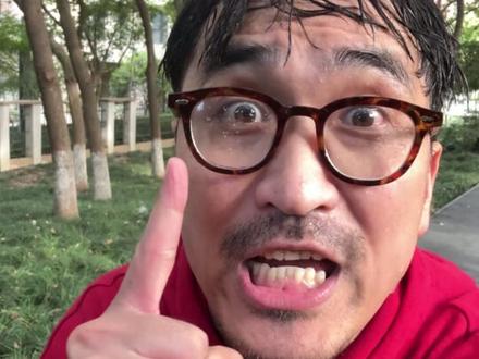 同学们,家长们!中专开局照样能搞钱!但是你的目标一定要明确,只为了搞钱!#中专 #学历 #教育 #暴叔讲留学 #暴叔升学规划 @暴叔讲升学规划 @站在暴叔背后的男人