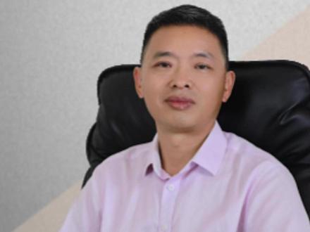 济南电车地库自燃,多车被烧,我们该反思什么? #济南恒大城地库着火 #汽车自燃 #汽车人共创计划 #抖音汽车