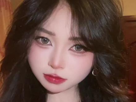 今天教公主们如何拯救细软塌发质大脸变小脸 适配方圆脸所有妆容的发型,拥有高颅顶,发量多#方圆脸妆容 #方圆脸女生适合的发型 #发型教程 #抖音二创激励计划 #发型分享
