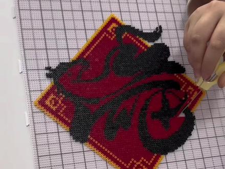 大福字制作全过程
手残党也能轻松拿捏
马年一定要福气满满呀~
#东营吾悦广场 #拼豆 #知豆手作 #拼豆豆diy手工 #创作者中心