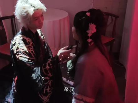 老师 我们这样窝囊下去
沈误真的可以放过我们吗
#金粉君如月 #君如月沈误 #闻人十九 #金粉剧本杀 #金粉剧本杀君如月