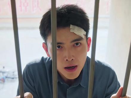 纯真年代的爱情:因为冯琳的报复,许主任收回了费霓与方穆扬的房子#纯真年代的爱情 #陈飞宇 #孙千