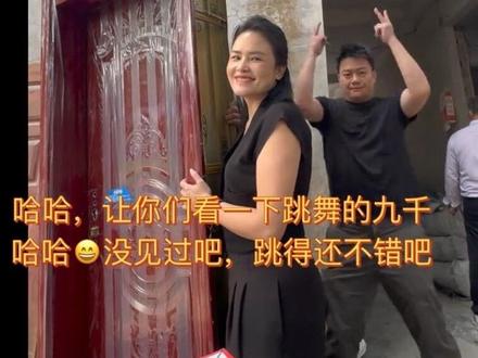 今天是香蕉大姐厨房装修的第五天,谢谢大家的关注,你们要的后续来啰,#李九千#陆川宏宇陶瓷#陆川鑫泰装饰#诺贝尔瓷砖#香蕉大姐