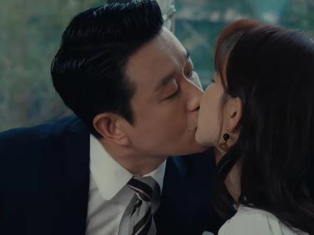 赵玫亲眼目睹李东明与乔海伦偷情,伤心欲绝#影视剪辑 #影视剧剪辑 #剧情片段 #影视剧名场面 #视频片段