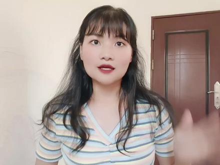 银行卡身份证信息过期了,该如何更新呢?操作简单,一分钟教会你#银行卡证件信息过期 #金融 #身份证过期怎么更换 #银行卡更换证件 #手机小知识 #身份证补办 #身份证到期换证 #银行卡 #账户安全 #身份证反正面