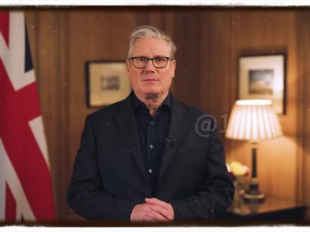 斯塔默现在有大麻烦了,英国国内正要求斯塔默辞职!