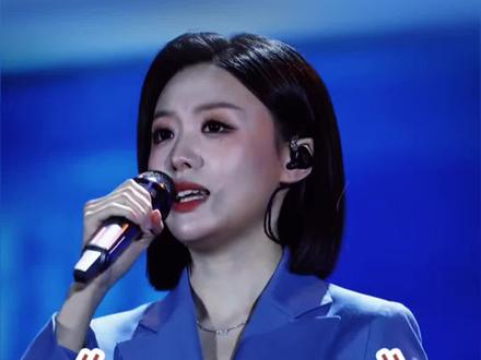 徐子尧唱了四首歌 4K现场版《花妖》徐子尧凤阳演唱会高清完整版 #山歌响起的地方 #徐子尧 #凤阳演唱会 #花妖