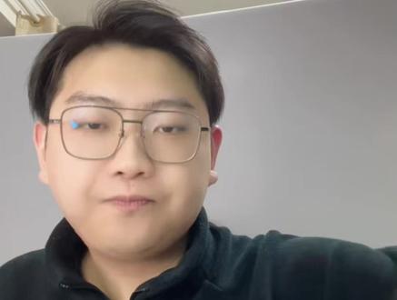 世界冠军首日淘汰,SYG极限翻盘,,KSG黑马晋级 希望明天的比赛更精彩,加上我不加班!
#三角洲烽火职业联赛
#三角洲赛事观察员
#三角洲烽火职业联赛开赛