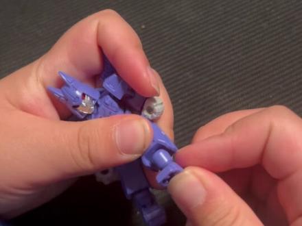 积木人拼搭|能变形的狂飙 小学生原创能变形的布鲁可变形金刚狂飙
#布鲁可变形金刚 #积木人 #手工 #改造 #狂飙 @布鲁可积木人