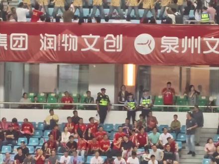 咱就是说,猛不猛看不出,油是够油了! #闽超泉州拉拉队猛男团来咯 #闽超 #抖in主场 #闽超带你逛福建