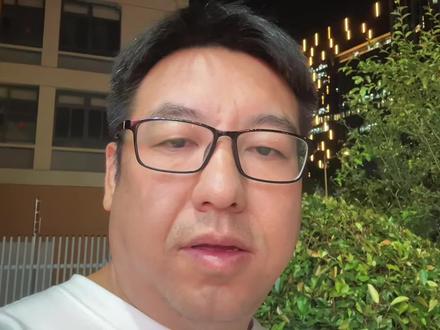 最近大火的#给阿嬷的情书电影 ,体现了潮汕人相互帮助,相互支持,无声承诺下的一种隐忍、给现在很多精致的利己主义者很强的冲击,这种淡淡的有情有义的描述让我们重新审视人与人之间的情感关系,#潮汕文化 #家族 #下南洋 #历史记忆